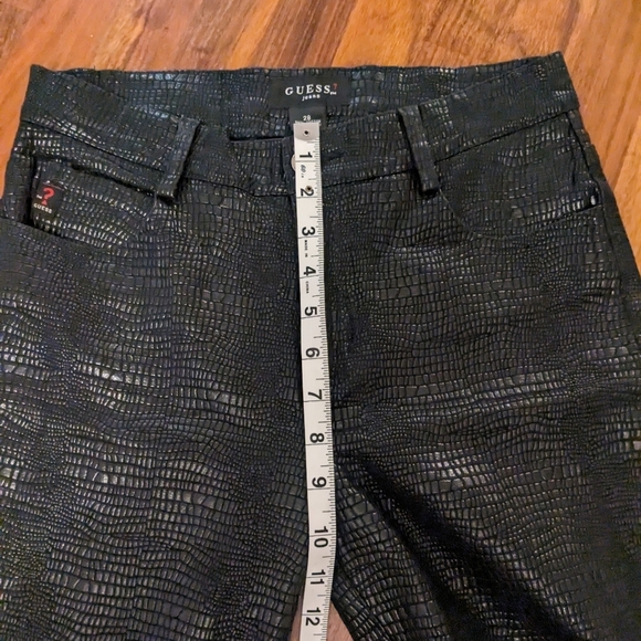 Black Guess snakeskin jeans size 28 - Picture 8 of 10